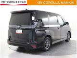後続車から視認性の良いストップランプの配置で追突抑制になります。