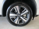 ■純正19インチアルミホイール!タイヤサイズは235/55R19です。現在は「Hankook Ventus SI evo3 SUV」が装着されています。ALL2022年15週でバリ山です。