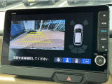 バックカメラ♪運転席から死角となりやすい部分も見えやすく車庫入れの苦手な方にも安心して駐車できます☆