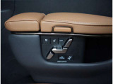 ☆TOYOTAディーラーだけのお取扱い、クレジット&自動車保険をセットにした《カップるプラン》のお取扱をいたしております。詳しくはスタッフまでお問い合わせ下さい。