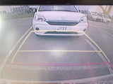 バックカメラ付き♪車庫入れ、バックでの駐車時に後方が見える事での安心感は大きいです☆一度装備したら外せなくなるアイテムです♪