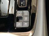 電動パーキングブレーキ&ブレーキホールド☆HOLDスイッチを押しシステムONの状態にしておくことで渋滞や信号待ちなどでブレーキを踏んで停止した時保持してくれる。