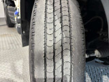 納車前に入念な点検整備をさせて頂きます。走行距離無制限のワイド保証付きですのでご安心してお乗りいただけます。
