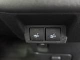 運転席と助手席にはシートヒーターも付いています!