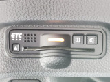 ETC車載器が装備されております。カードを挿入すれば直ぐに使えるようセットアップ(有料)してお渡しします。