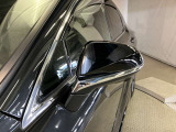 レクサス車らしい細部までこだわった高級感と見る人を一目で虜にするエモーショナルな魅力を持ち合わせております。