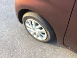 ☆お車についた傷やヘコミ、事故の修理もハヤシにお任せください。自社鈑金工場で修理ができますの安心です☆