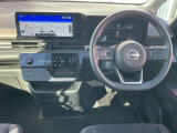 フロントガラスも大きく開放感がありますので、視界が広く運転がとてもし易いです!