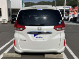 大きすぎず、小さすぎず、運転もしやすくシートアレンジも多彩で、どの世代の方にも気に入っていただけるお車です♪