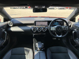 CLAクラス CLA200d AMGライン Sブレーク サンルーフ 修復歴無し