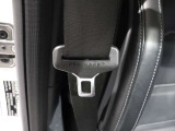視野角の広い鮮明な画像で駐車をサポートしてくれる、パーキングアシストリアビューカメラがあるので、狭い場所での駐車も楽々!