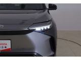 LEDヘッドライトがついています。ハロゲンランプより約2倍明るいので夜間走行も安心ですよ☆