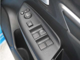 ◆パワーウィンドウスイッチ◆運転席から全席の窓の開閉操作を行うことが出来いつでも換気ができます!