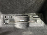 【ETC】ETCカードを挿入すれば料金所はノンストップで通過できます。ETC限定の割引や、高速道路の情報提供サービスを利用できます。