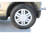 タイヤサイズは145/80R12-80/78NLT、軽バンでは標準的なサイズを使用しております。