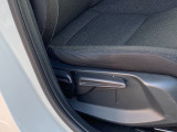 ■ハイトアジャスター■リクライニングだけでなく座席の高さも調整できるので運転のしやすい姿勢を微調整できるので長い運転でも疲れにくいですよ!ご自身にあったドライビングポジションで運転しましょう