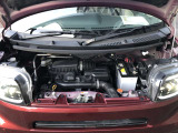 エンジンルームも綺麗です。ハイレベルな日産整備士がしっかり整備をしてお渡しします