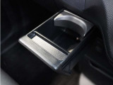◆ドリンクホルダー◆手の届きやすい場所にドリンクホルダーがあり、とても便利です。