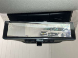 【スマートルームミラー】ルームミラー上に車体後方カメラの映像を映し出すことで車内定員、荷物状況に影響をうけません★たくさん乗せても、たくさん載せても、後方視界すっきりのインテリジェントルームミラー★