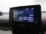 スマートフォンとの連携を可能にした8インチのディスプレイオーディオが搭載。フルセグTV、AM/FM(ワイドFM対応)、Bluetooth/USB入力に対応してます。(T‐Connectナビは別途有料)