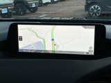 地図上に現在地や道路、周辺の地形が表示され、目的地までの道順を確認する際に便利です。画面上でルートを把握しやすく、初めて訪れる場所への移動にも活用できます。