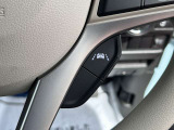[レーンキープアシスト]ハンドルでオンオフできます!オンにすると車線から逸脱しそうになった場合、車線内に戻るようアシストしてくれます☆