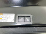 【パワーバックドア】ボタン一つでテールゲートが自動で開閉します。