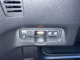 当社は輸入車・国産車の正規ディーラーも運営しており、指定整備工場・認証工場を取得しております。納車前、納車後の点検・車検もお任せください!