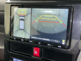 【フロントカメラ】運転席に座った状態で死角になりやすいクルマの前の様子まで確認でき安全ですね♪