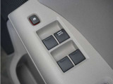 ◆パワーウィンドウスイッチ◆運転席から全席の窓の開閉操作を行うことが出来いつでも換気ができます!