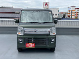 特徴のある個性的なフロントデザイン!白い光と省電力の【ディスチャージ(HID)ヘッドランプ】!