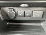 運転席、助手席にシートヒーター付いてます!