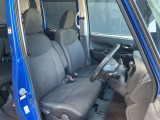 運転席も広々、ドライブも楽しめますね♪実際お座りいただくのが、分かりやすいと思います。お気軽にご来店ください!