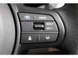 安全運転支援システムHonda SENSINGを搭載。衝突軽減ブレーキや、誤発進抑制機能、アダプティブクルーズコントロール、車線維持など複数の先進技術で安心・快適なドライブをサポートします。