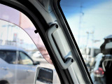 運転席・助手席乗降グリップ!
