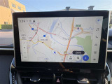 いまや必須装備「ナビゲーション」搭載!知らない場所にスイスイッとドライブ。もう、これなしではハンドルを握れませんね!でも運転中の操作は危険ですのでご注意ですね☆