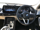 車両の詳細、ご質問につきましては、営業スタッフまでお気軽にご連絡下さいませ。遠方のお客様には実車の詳細動画送信も承ります。お問合せをお待ち致しております。