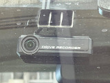 【ドライブレコーダー】ドライブレコーダー装備!走行中はもちろん、あおり運転や事故に遭遇した際、映像で記録し、万一のリスクに備えます。※記録用SDカードはお客様ご自身でご準備いただく必要があります。