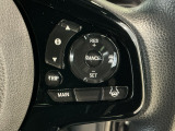 【アダプティブ・クルーズ・コントロール】予め設定した車速内でクルマが自動的に加減速。 前走車との適切な車間距離を維持しながら追従走行し、高速道路でのドライバーの疲労を軽減してくれる嬉しい機能付♪