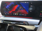 ◆iDriveを装備。操作系統をディスプレイから独立させることで、人間工学に基づいた最適な運転環境を実現しております。◆