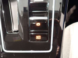 ☆電動パーキングブレーキ搭載!坂道や渋滞時に便利なオートホールド機能も装備していますよ。