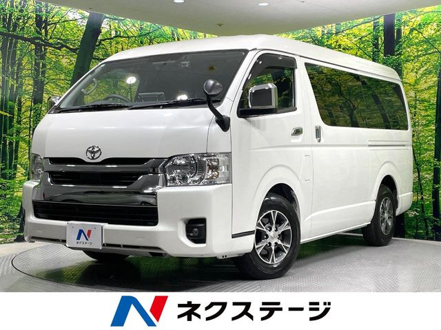 トヨタ ハイエースバン 