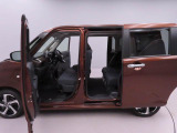 愛知ダイハツではお車をご購入頂いた後が本当のお付き合いのスタートだと思っています。 ですので定期点検や車検もお得なパックをご用意してお客様に頼りにされるダイハツディーラーを目指しています☆