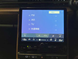 G-Link契約でご利用いただけるセンター通信型のナビ機能「コネクティッドナビ」を装備。従来のナビゲーションよりもリアルタイムな情報提供を可能にしました。