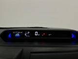 【メーターパネル】シンプルなデザインのメーターパネルは視認性が良く、必要な情報を運転手に分かりやすく伝えてくれます♪