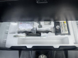 軽・車検の看板と電光掲示板が目印です!届出済 未使用車をお探しの方はこちらの看板を目印にお越しください。※似たような看板のお店がございますのでお間違えのないようご注意ください。