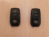 中古車としてスマートキーが2個あるのは重要なチェックポイント!「イモビライザー」内蔵のスマートキーは便利なのですメカニカルキーと比べて高価なのです。