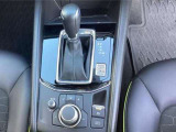 電子パーキングにつき、ホールド機能付き!