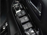 ◆パワーウィンドウスイッチ◆運転席から全席の窓の開閉操作を行うことが出来いつでも換気ができます!