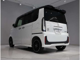 お店は整備工場完備です。納車前の整備はもちろん、アフターサービスも充実しております!